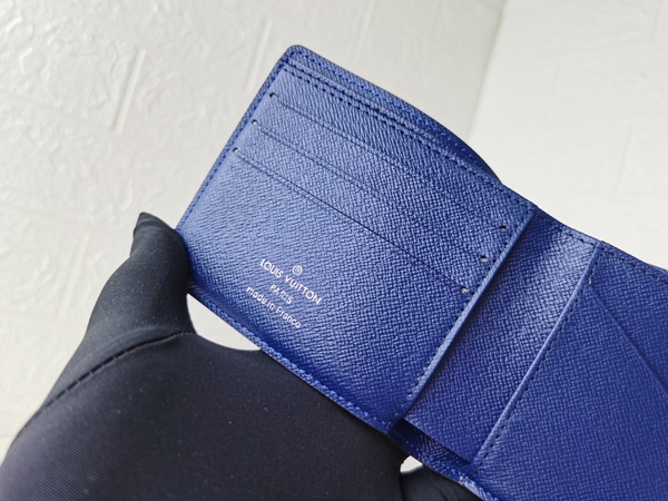 LVコピーウォレット角部分ディテール